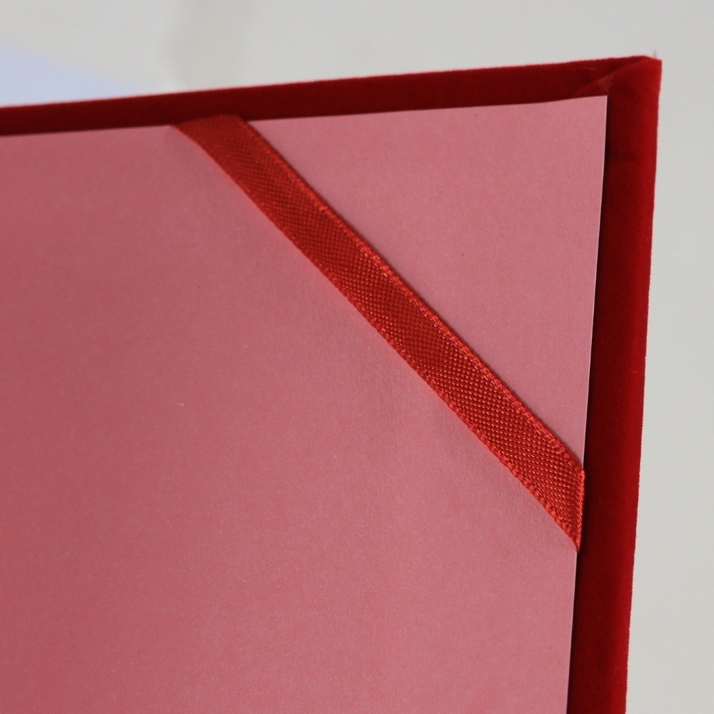 Certificate Holder Red